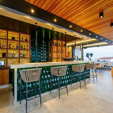 Hotel Princess & Spa 울친 외부 사진