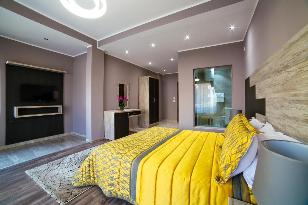 Hotel Princess & Spa 울친 외부 사진