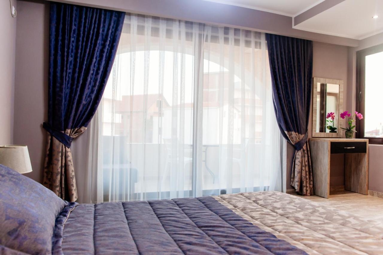 Hotel Princess & Spa 울친 외부 사진