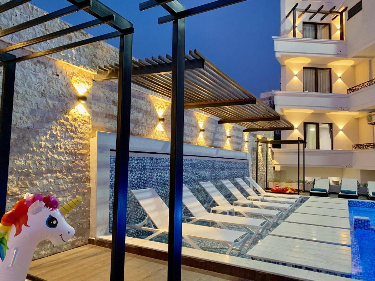 Hotel Princess & Spa 울친 외부 사진