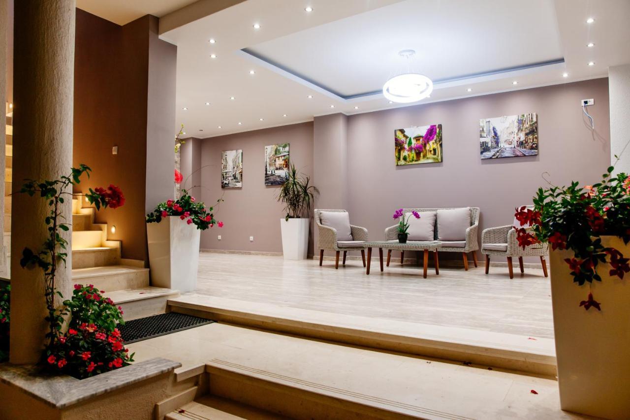 Hotel Princess & Spa 울친 외부 사진