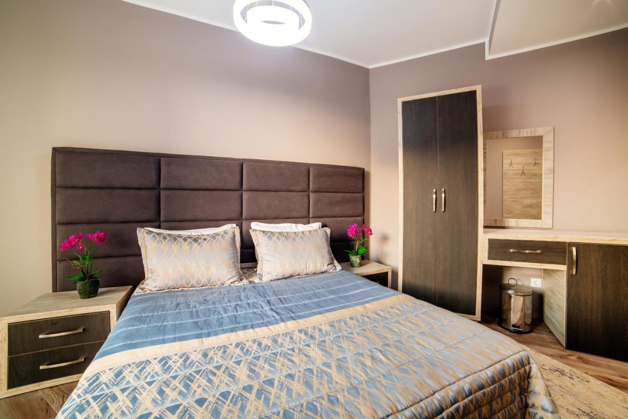 Hotel Princess & Spa 울친 외부 사진